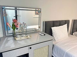 Rainbow Beach Mũi Né - Homestay & Coffee