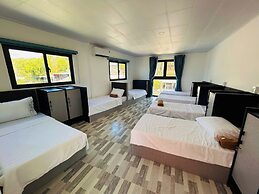 Rainbow Beach Mũi Né - Homestay & Coffee