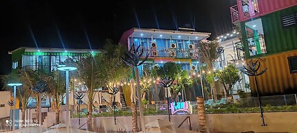 Rainbow Beach Mũi Né - Homestay & Coffee