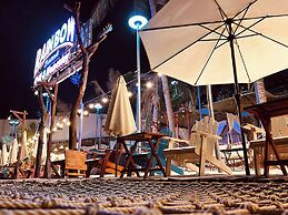 Rainbow Beach Mũi Né - Homestay & Coffee