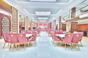 Orsom Stays Elite Sector 53