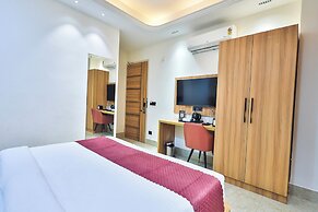 Orsom Stays Elite Sector 53