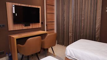 Orsom Stays Elite Sector 53