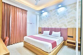 Orsom Stays Elite Sector 53