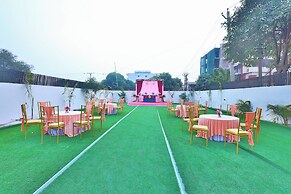 Orsom Stays Elite Sector 53