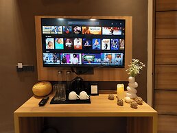 Orsom Stays Elite Sector 53