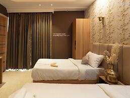 Orsom Stays Elite Sector 53