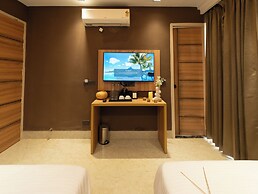 Orsom Stays Elite Sector 53