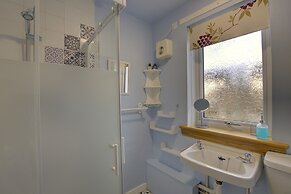 Kavija Invergordon in Invergordon