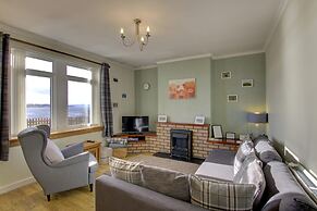 Kavija Invergordon in Invergordon