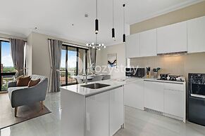 Mavro by Kozystay - Alam Sutera