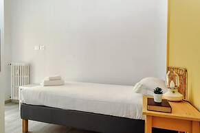 JOIVY Charming 2BR Flat near City Life