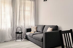 JOIVY Charming 2BR Flat near City Life