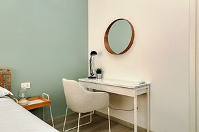 JOIVY Charming 2BR Flat near City Life