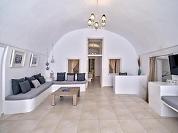 Sunset View Villa Santorini With Outdoor Jacuzzi