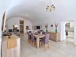 Sunset View Villa Santorini With Outdoor Jacuzzi