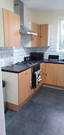 4 Bedroom House in Grays - Sleeps 6 & Parking