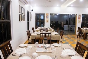 The Tiger Claws Tadoba