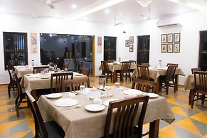 The Tiger Claws Tadoba