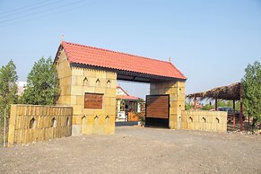The Tiger Claws Tadoba