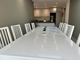 Captivating 6 -bed House in Waltham Abbey