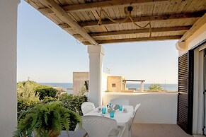 Sunrise House With Sea View