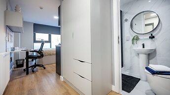 Student Only Clyde Court