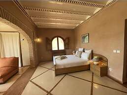 Superb Villa With 2 Private Pools Hammam and Tennis Court