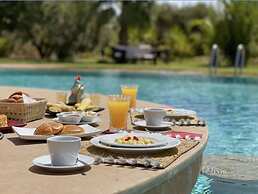 Superb Villa With 2 Private Pools Hammam and Tennis Court