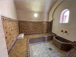 Superb Villa With 2 Private Pools Hammam and Tennis Court