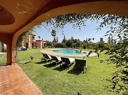 Superb Villa With 2 Private Pools Hammam and Tennis Court
