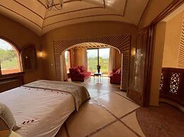 Superb Villa With 2 Private Pools Hammam and Tennis Court