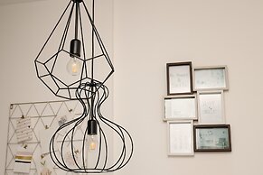 JOIVY Cosy Studio with Balcony