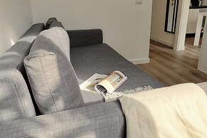 JOIVY Cosy Studio with Balcony