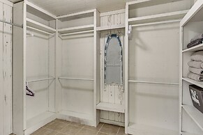 Tranquil Gantt Lake Home w/ Deck & Patio!