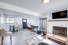 3 Mi to Cuyahoga Valley NP: Fairlawn Family Home!