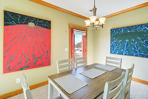 5 Mi to Beach: Roanoke Island Getaway