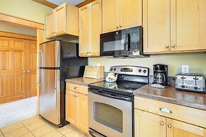 5 Mi to Beach: Roanoke Island Getaway