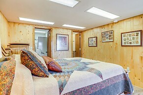 2 Mi to Main Street: Mtn-view Escape in Lander!