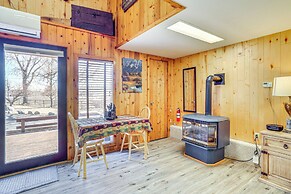 2 Mi to Main Street: Mtn-view Escape in Lander!