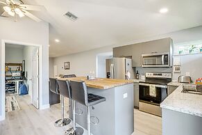 Pasture & Pond Views: Lovely Lutz Apartment