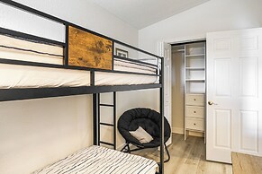 Pasture & Pond Views: Lovely Lutz Apartment