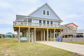 Near Surfside Jetty County Park: Home w/ Deck!