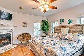 Near Surfside Jetty County Park: Home w/ Deck!