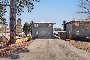 Lake Access & Boat Dock: Getaway in Dadeville!