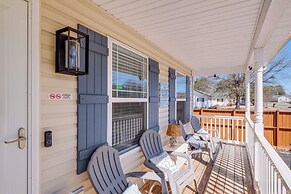 1 Mi to Colonial Beach Boardwalk: Home w/ Fire Pit