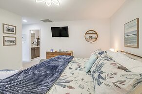 1 Mi to Colonial Beach Boardwalk: Home w/ Fire Pit