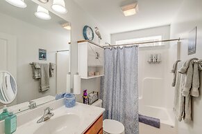 1 Mi to Colonial Beach Boardwalk: Home w/ Fire Pit