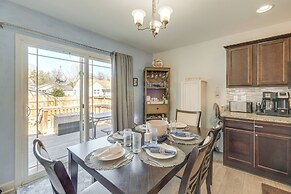 1 Mi to Colonial Beach Boardwalk: Home w/ Fire Pit