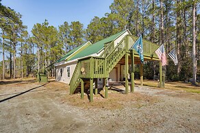 Boat Dock & Ramp: Upwind Acres Guesthouse!